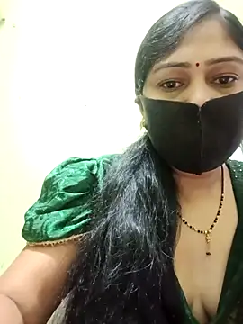 Snapshot of Pinki-girl chatting on May 16, 2026, 6:43 am Pinki-girl online show from May 16, 2026, 6:43 am