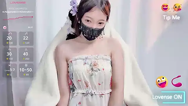 Snapshot of luckyuyu66 chatting on April 3, 2026, 12:36 pm luckyuyu66 online show from April 3, 2026, 12:36 pm