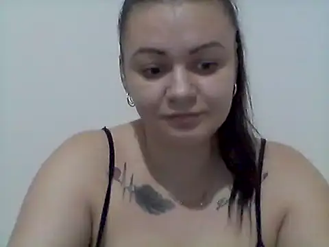 Snapshot of Daria1997 chatting on April 15, 2026, 7:58 pm Daria1997 online show from April 15, 2026, 7:58 pm