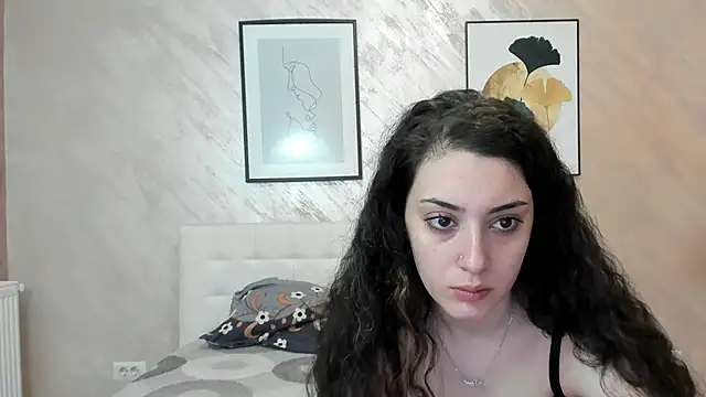 AnalSuzieBell online show from April 9, 2026, 5:40 pm