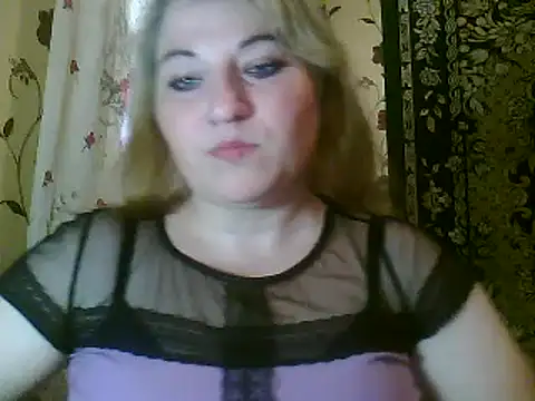 Snapshot of Xuliganka86 chatting on April 8, 2026, 12:38 pm Xuliganka86 online show from April 8, 2026, 12:38 pm