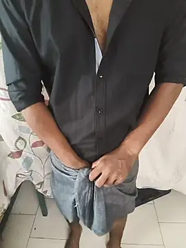 Snapshot of pinkdickmallu chatting on June 14, 2026, 7:43 am pinkdickmallu online show from June 14, 2026, 7:43 am