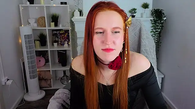 Snapshot of EvaBellea chatting on April 18, 2026, 7:58 pm EvaBellea online show from April 18, 2026, 7:58 pm