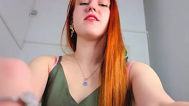 Snapshot of EvaBellea chatting on April 22, 2026, 1:01 pm EvaBellea online show from April 22, 2026, 1:01 pm