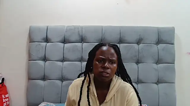 Snapshot of SexiestChoc chatting on April 12, 2026, 5:40 pm SexiestChoc online show from April 12, 2026, 5:40 pm