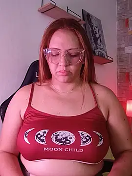 Snapshot of sofy__cute_ chatting on June 12, 2026, 1:32 pm sofy cute online show from June 12, 2026, 1:32 pm
