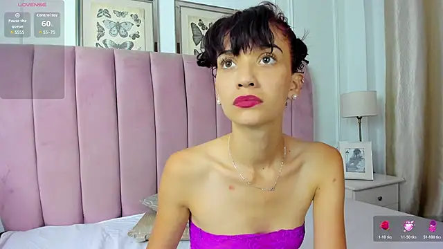 Snapshot of Alexa_fox669 chatting on May 23, 2026, 1:37 pm Alexa fox669 online show from May 23, 2026, 1:37 pm