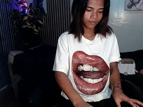 wildcock tamarra online show from April 15, 2026, 4:36 pm