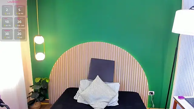 Snapshot of Alicecoule_ chatting on June 26, 2026, 11:36 am Alicecoule online show from June 26, 2026, 11:36 am