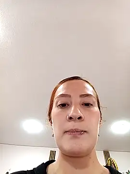 Samyra Biker12 online show from April 6, 2026, 2:18 pm