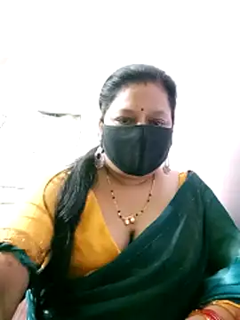 PINKI 024 online show from April 15, 2026, 5:58 am