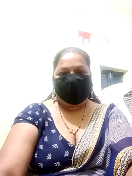 PINKI 024 online show from May 1, 2026, 5:34 am