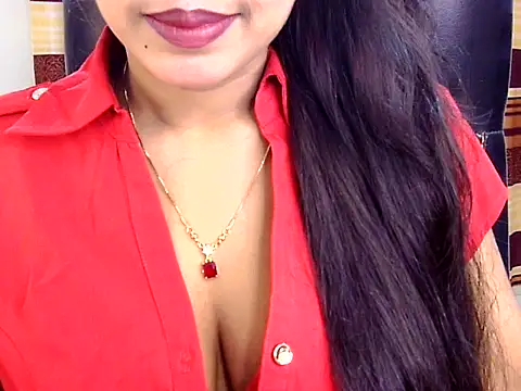 Snapshot of Noor_Zarin chatting on May 3, 2026, 12:33 pm Noor Zarin online show from May 3, 2026, 12:33 pm