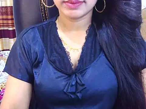 Snapshot of Noor_Zarin chatting on May 23, 2026, 4:18 am Noor Zarin online show from May 23, 2026, 4:18 am