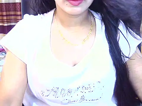 Snapshot of Noor_Zarin chatting on May 23, 2026, 7:40 pm Noor Zarin online show from May 23, 2026, 7:40 pm