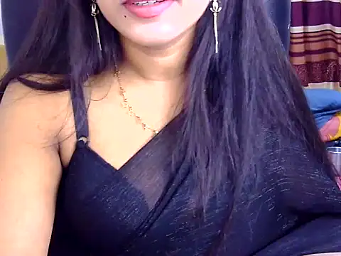 Snapshot of Noor_Zarin chatting on June 22, 2026, 10:40 pm Noor Zarin online show from June 22, 2026, 10:40 pm