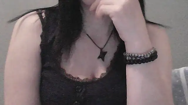 sara 41 online show from April 11, 2026, 9:08 pm