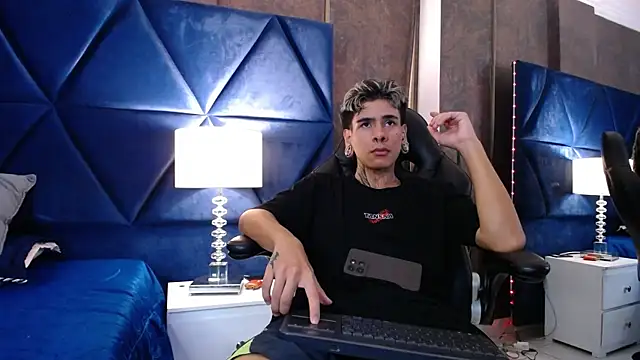 Bel Sebu online show from April 11, 2026, 8:35 pm