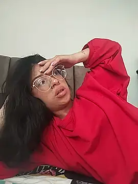 Snapshot of Lucietakeme chatting on June 10, 2026, 7:02 pm Lucietakeme online show from June 10, 2026, 7:02 pm