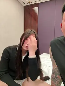 Snapshot of L7D8521 chatting on April 9, 2026, 11:37 am L7D8521 online show from April 9, 2026, 11:37 am