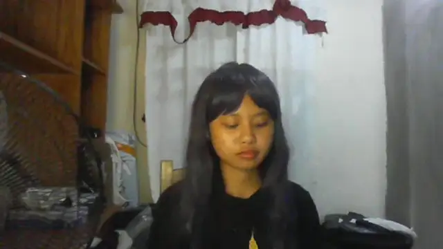 Snapshot of BethelScholnick chatting on April 9, 2026, 11:37 am BethelScholnick online show from April 9, 2026, 11:37 am