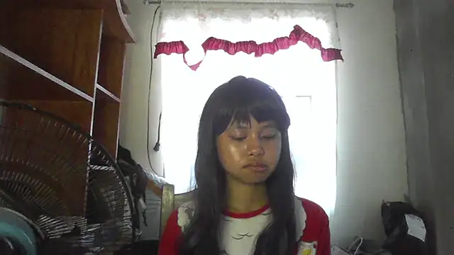 Snapshot of BethelScholnick chatting on April 12, 2026, 12:04 am BethelScholnick online show from April 12, 2026, 12:04 am