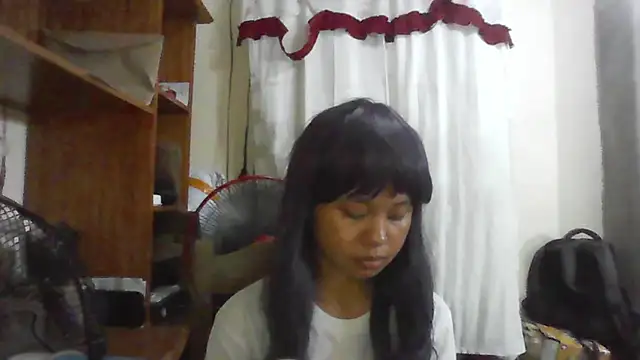 Snapshot of BethelScholnick chatting on April 23, 2026, 12:29 pm BethelScholnick online show from April 23, 2026, 12:29 pm