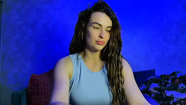 Snapshot of Kira__love1 chatting on April 27, 2026, 12:47 pm Kira love1 online show from April 27, 2026, 12:47 pm
