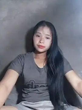 Snapshot of Liss-mimi chatting on April 23, 2026, 3:30 am Liss-mimi online show from April 23, 2026, 3:30 am