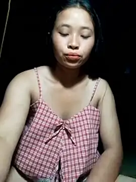 Snapshot of Liss-mimi chatting on June 21, 2026, 9:39 pm Liss-mimi online show from June 21, 2026, 9:39 pm