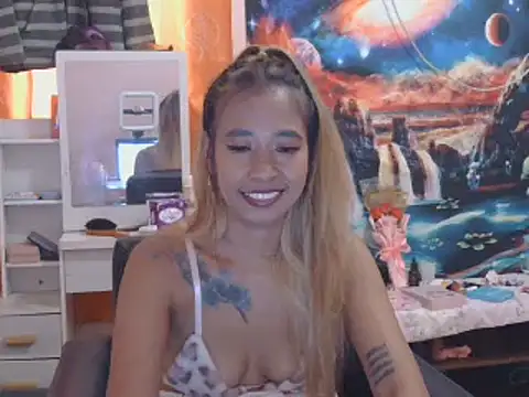 Snapshot of morena231994 chatting on April 24, 2026, 1:08 am morena231994 online show from April 24, 2026, 1:08 am