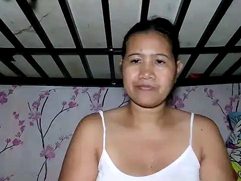 Snapshot of _SweetSmile chatting on April 13, 2026, 9:04 am SweetSmile online show from April 13, 2026, 9:04 am