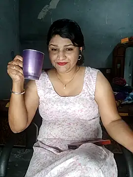 Snapshot of Riyashrma001 chatting on April 20, 2026, 7:48 pm Riyashrma001 online show from April 20, 2026, 7:48 pm