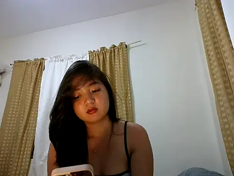 Snapshot of onlykays_ chatting on April 29, 2026, 12:53 pm onlykays online show from April 29, 2026, 12:53 pm