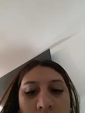 Alison parkerrr online show from April 5, 2026, 6:05 pm