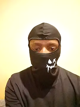 Snapshot of MaskedWithCum chatting on July 5, 2026, 3:52 pm MaskedWithCum online show from July 5, 2026, 3:52 pm
