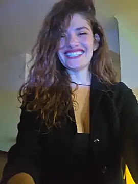 Snapshot of CelineBoyer_ chatting on May 22, 2026, 9:31 pm CelineBoyer online show from May 22, 2026, 9:31 pm