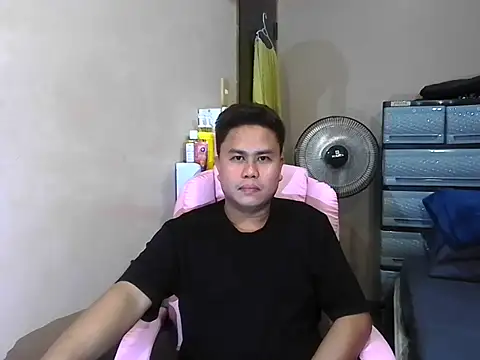 Snapshot of tipsy_butter chatting on July 11, 2026, 6:54 pm tipsy butter online show from July 11, 2026, 6:54 pm