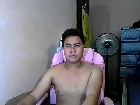 Snapshot of tipsy_butter chatting on July 16, 2026, 7:47 am tipsy butter online show from July 16, 2026, 7:47 am
