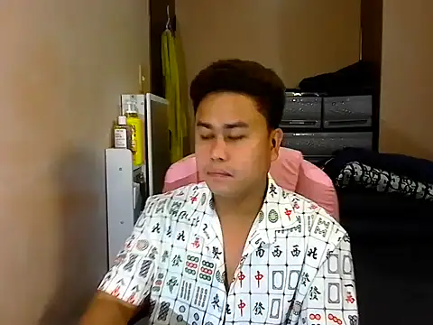 Snapshot of tipsy_butter chatting on July 18, 2026, 2:16 am tipsy butter online show from July 18, 2026, 2:16 am