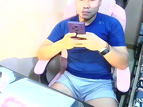 Snapshot of tipsy_butter chatting on July 28, 2026, 5:01 pm tipsy butter online show from July 28, 2026, 5:01 pm