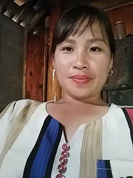 Snapshot of Yo-must chatting on June 3, 2026, 5:54 am Yo-must online show from June 3, 2026, 5:54 am