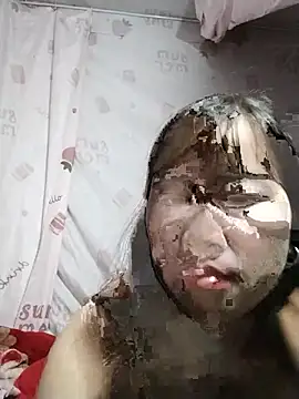 Snapshot of Yo-must chatting on July 12, 2026, 7:49 pm Yo-must online show from July 12, 2026, 7:49 pm