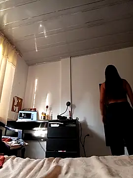 Snapshot of Leticia_Hinkley_ chatting on April 12, 2026, 11:59 am Leticia Hinkley online show from April 12, 2026, 11:59 am