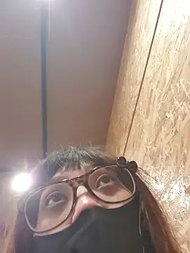 vivi panda online show from May 14, 2026, 6:31 am