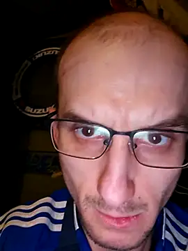 UpbeatXiphias online show from April 11, 2026, 4:22 pm