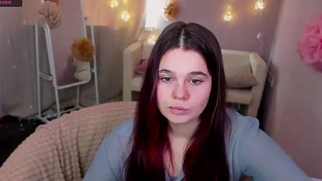 Snapshot of Kacey_Love chatting on May 5, 2026, 6:32 am Kacey Love online show from May 5, 2026, 6:32 am