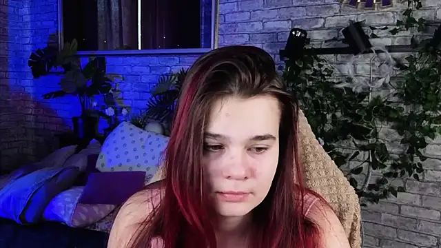 Snapshot of Kacey_Love chatting on May 7, 2026, 5:57 am Kacey Love online show from May 7, 2026, 5:57 am