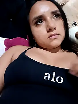 Snapshot of Valentina_Narvaez chatting on May 14, 2026, 6:37 pm Valentina Narvaez online show from May 14, 2026, 6:37 pm