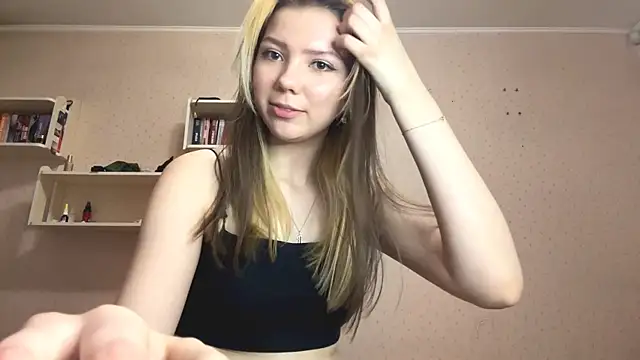 KeliVerde online show from April 9, 2026, 6:24 pm